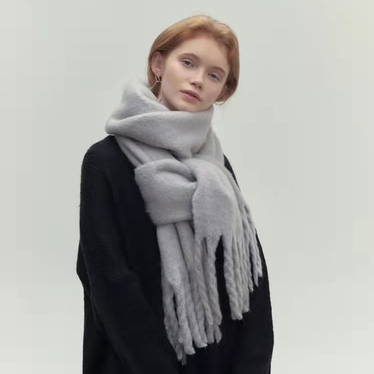 Solange | Women's Tassel Scarf Winter
