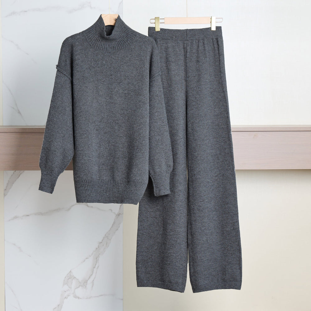 Thomasin | Women's Knitted Lounge Set Loungewear